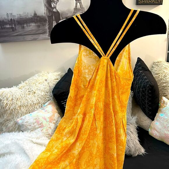 Yellow Floral Maxi Dress - Picture 6 of 6